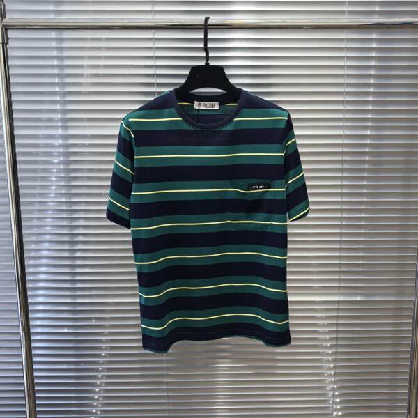 Camiseta curta listrada de algodão