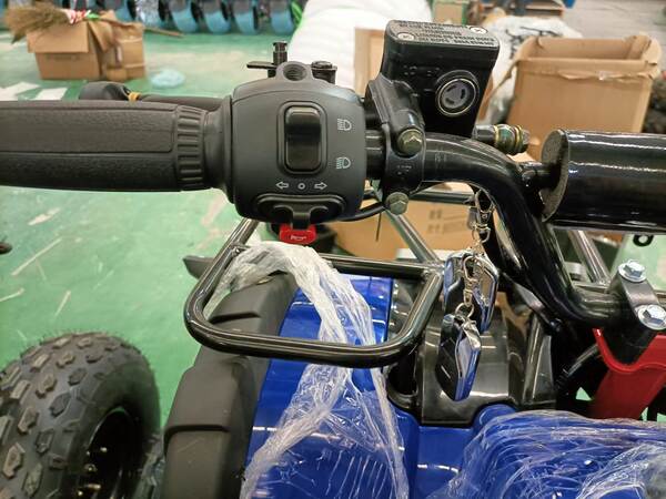 Exportação de carros de todo o terreno para adultos de neve motocicleta de quatro rodas para montanha carros de praia elétricos carros ELECTRIC ATV