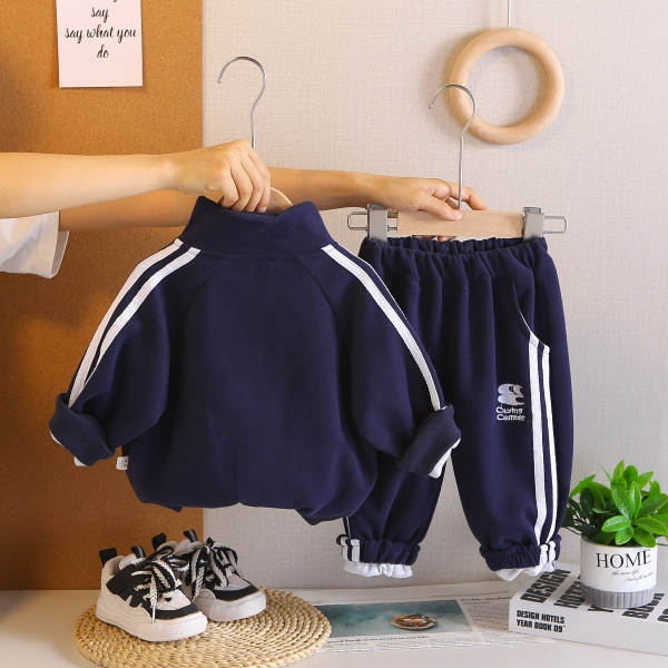 Vestido de guarda-roupa para meninos com mangas compridas 2025 Outono Novo Vestido de guarda-roupa para meninos de 1 a 5 anos