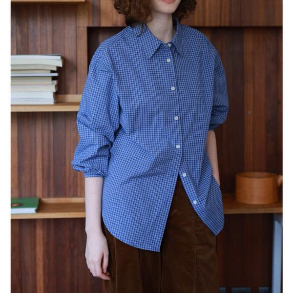 T-Shirt clássico francês de duas cores de cor azul com mangas curtas de outono