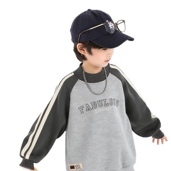 Conjunto de Roupas para Menino