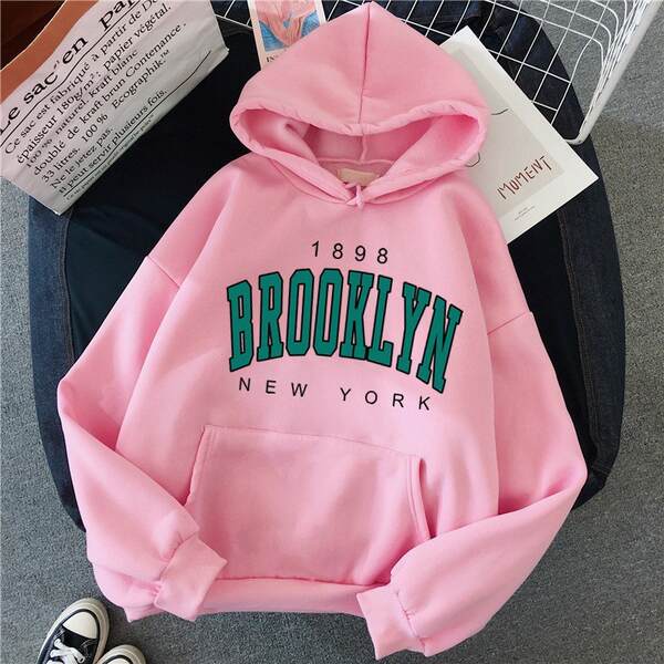 Vestido de inverno brilhante de Brooklyn com chapéus e camisas de esportes