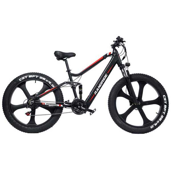 Uma bicicleta elétrica de 21 ciclos de velocidade única para escalada de montanha ajuda a atravessar o campo
