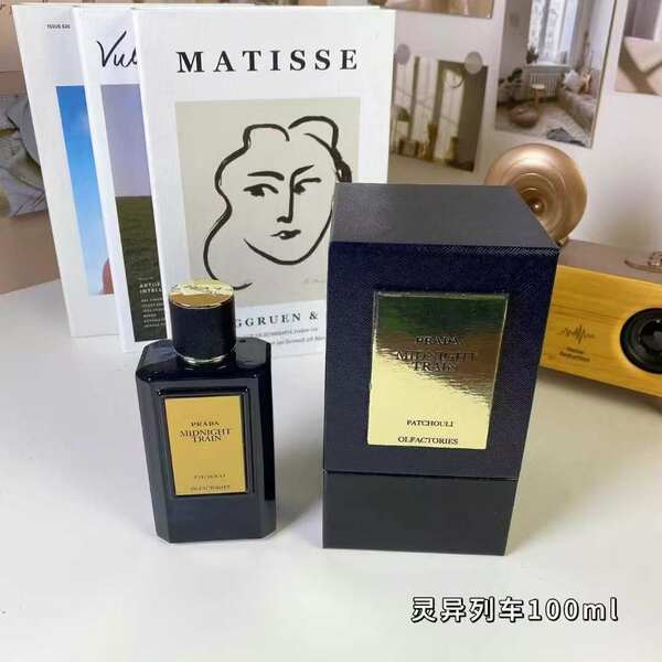 Vestido com perfume de água doce de banho de rosa, eu não sabia o que era um trem fantástico Flores Miss Lua Vermelha 100ml