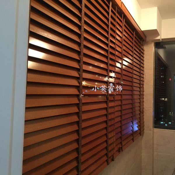 Painel de Madeira para Janela