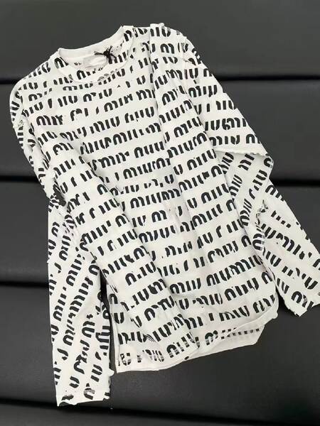 Camiseta de manga longa com logo