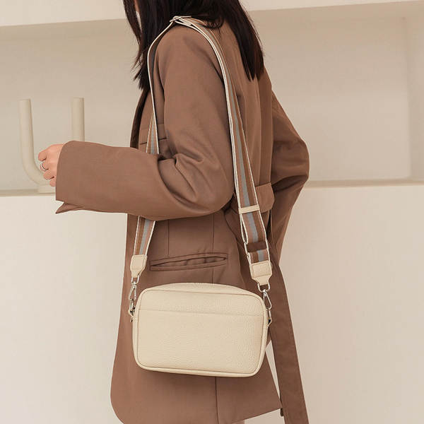 Bolsa feminina de couro PU preta