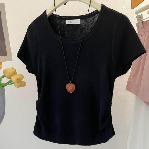 Camiseta feminina de algodão curtinha