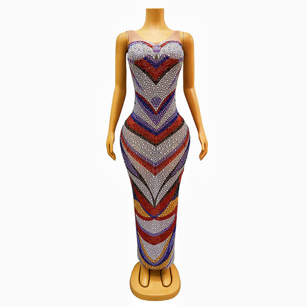 Vestido de Festa sem Mangas com Pedras
