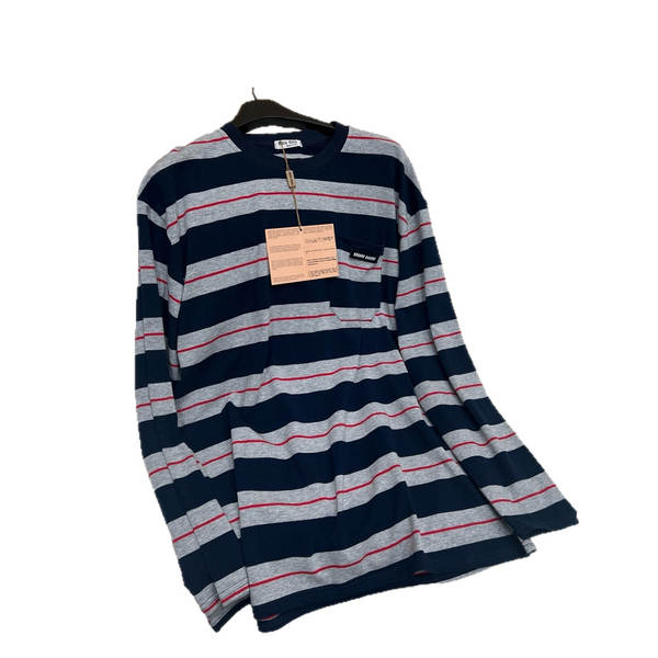 Versão de alta disponibilidade 2025 Primeira Primavera Novo MIU Mulher Rede Red Nova Cotton Qualidade Linha Red T-Shirt Ladrilhos Homens e Mulheres