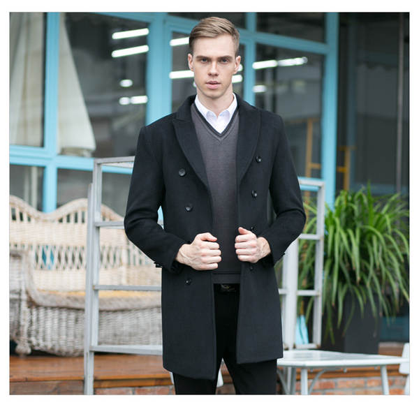 Outono e Inverno: O casaco masculino do casaco masculino do casaco masculino.