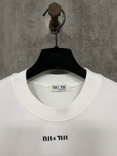 Transfronteiriço Alta Versão MIU Muji Novo Logo Clássico Pequeno T-Shirt Corda Redonda Para Homens e Mulheres