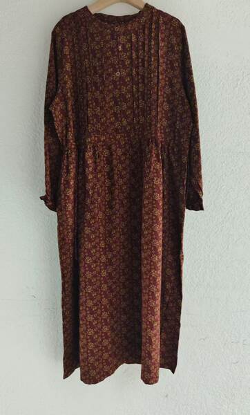 Vestido de manga longa em algodão e linho
