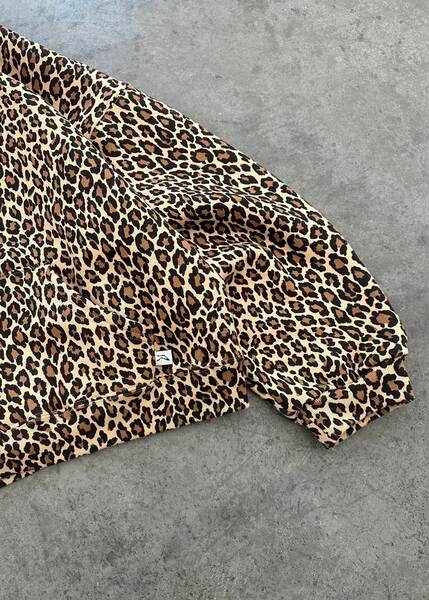 Moletom com estampa de leopardo