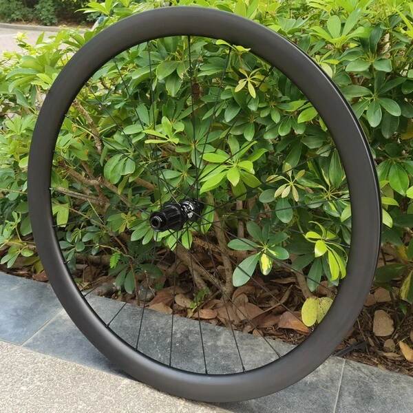 Roda de roda de carbono de 700C para 29mm de largura externa 22mm de largura interna DT350S