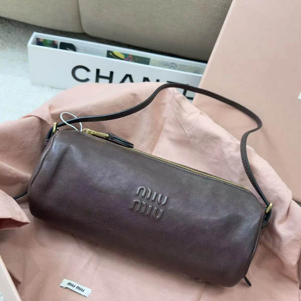Bolsa de Ombro Feminina Simples