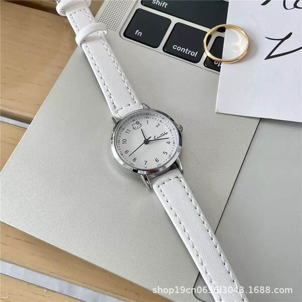 Relógio Feminino de Couro com Pulseira de Gato