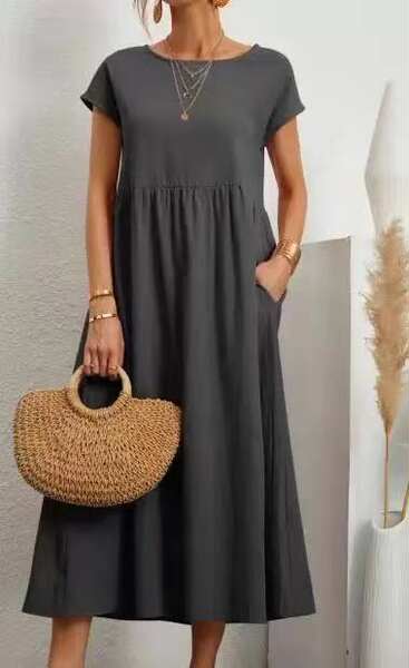 Vestido curto de manga com bolsos