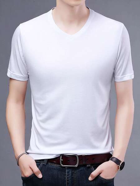 Camiseta masculina curta V