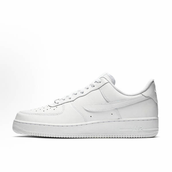Sapatos de verão da Air Force One, um novo modelo de sapatos de verão.