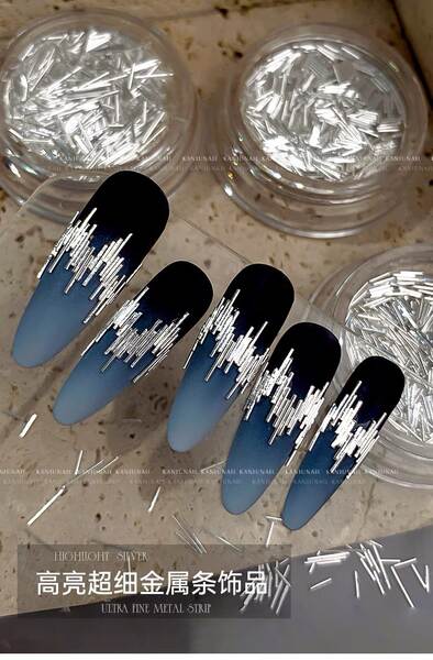 Nova linha de belezas ultra-finas de metal nocturno de barbacoa de luz refletiva de barbacoa de prata para as unhas