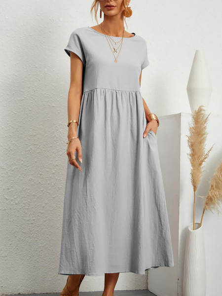 Vestido curto de manga com bolsos