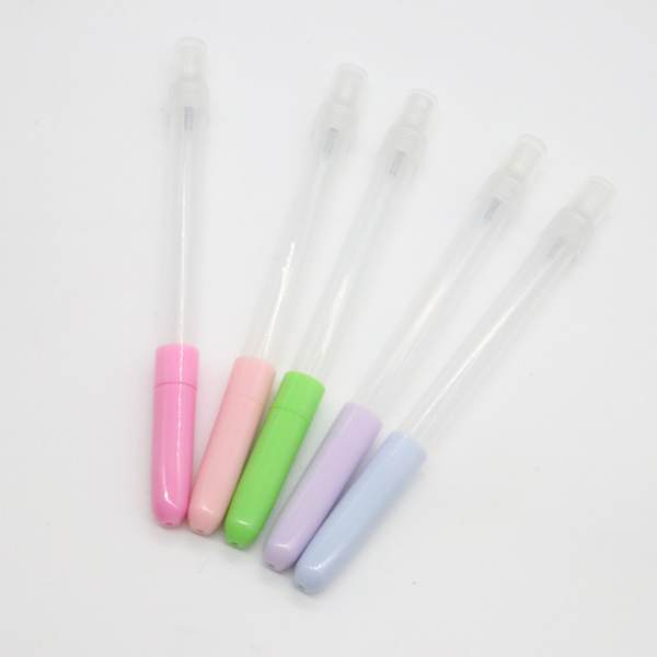 Plástico 5ml Perfume Spray Pen Plastic Divisão de garrafas de álcool Desinfecção de penas em garrafas vazias 2 em uma caneta