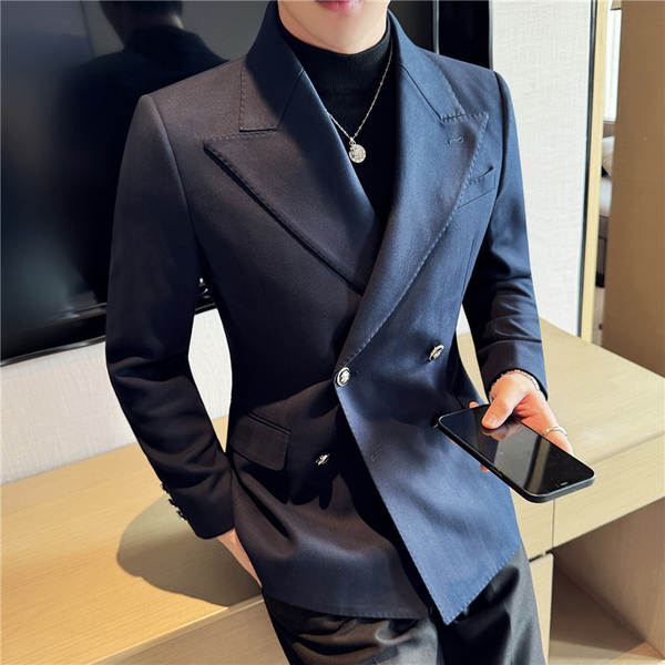 Terno Masculino de Inverno com Dobro Fechamento