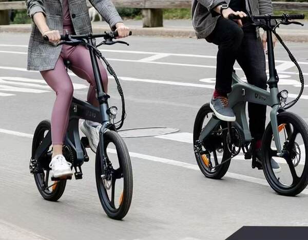 Transfronteiriço comércio exterior atacado novo modelo de bicicletas de assistência elétrica duas rodas dobrável veículo elétrico de velocidade variável para adultos
