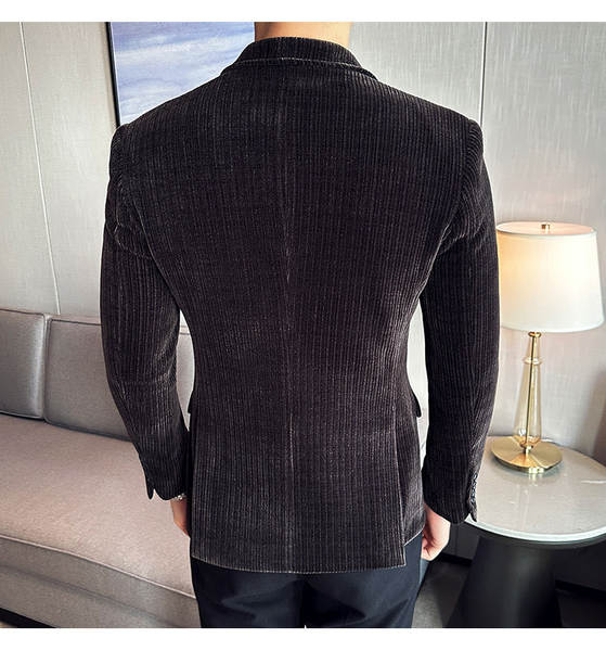 Vestido de outono e inverno de alta qualidade para homens com casaco de casaco duplo.