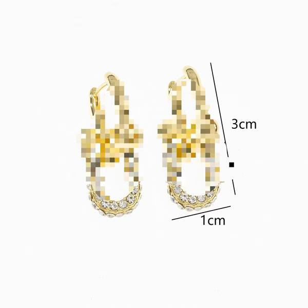 Orelhas metálicas geométricas de luxo de orelhas quadradas de design personalizado de orelhas de rede vermelha de vento frio orelhas de moda