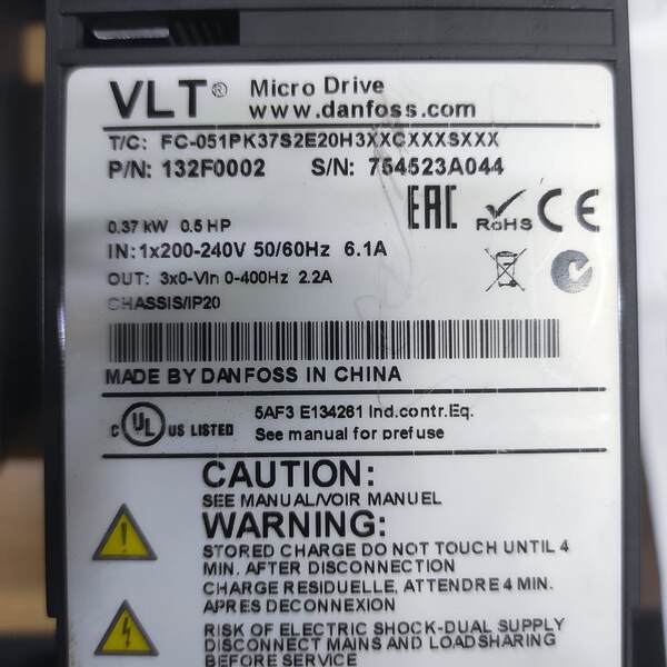 132F0002,FC-051PK37S2E20H3 Transdutores de frequência 0.37KW 220V 0.5HP