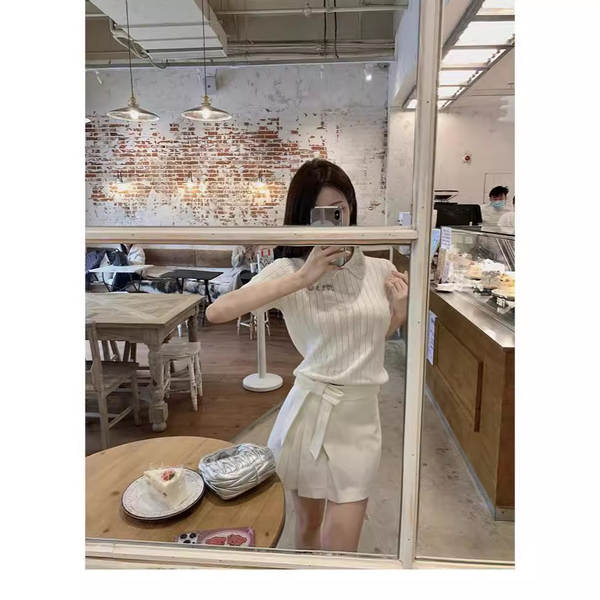 Listen doce oferta primavera miu casaco de boneca branco de mangas curtas de trabalho pesado T-shirt de borracha de verão
