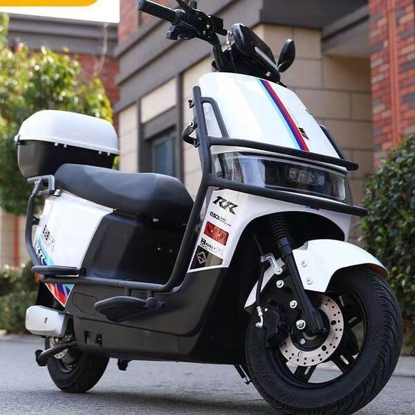2026 Novo veículo elétrico ultra longa vida útil motocicleta elétrica dupla placa de travagem elétrica bateria de grafeno