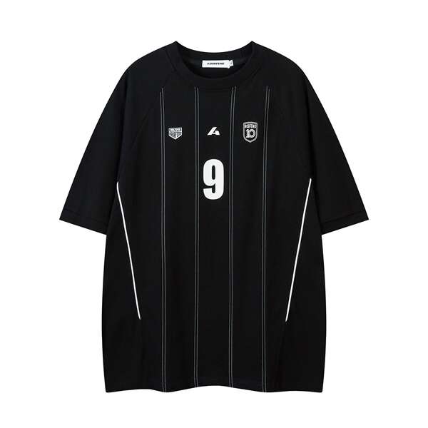 Camiseta esportiva listrada