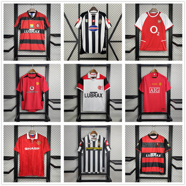 T-Shirt L Flamengo W Arsenal 7o Cantona 24o Beckham