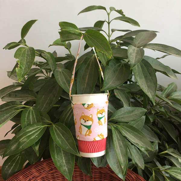 Conjunto de Copo e Bolsa para Bebidas