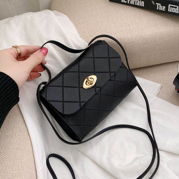 Bolsa Feminina de Ombro Pequena
