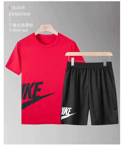 Conjunto de Camiseta e Shorts Masculinos