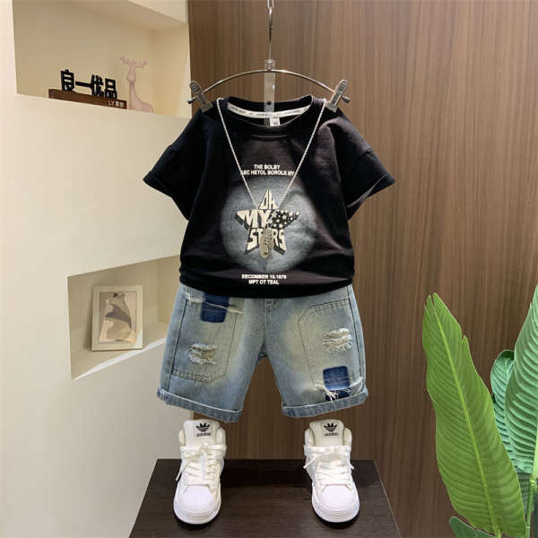 Roupa de verão para menino