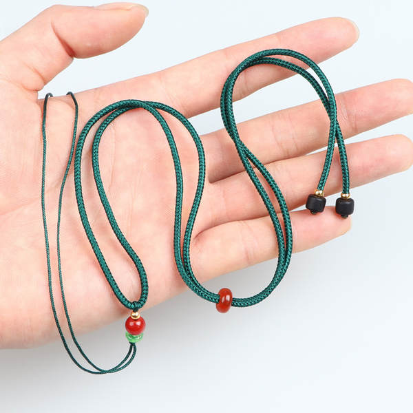 Colar de Jade com Contas de Mármore