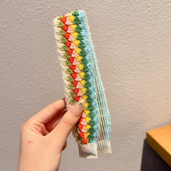 No verão, a magia do cabelo de um menino é muito bonita, e o cabelo de um menino é muito bonito.