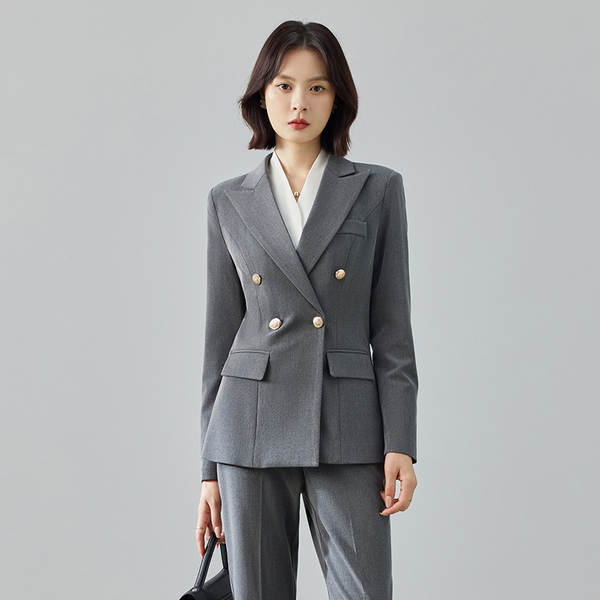 Terno cinza feminino