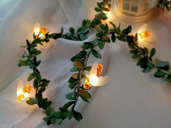Simulador de lâmpadas LED de folhas verdes com lâmpadas de rosas com lâmpadas DIY de Natal decoradas com lâmpadas LED