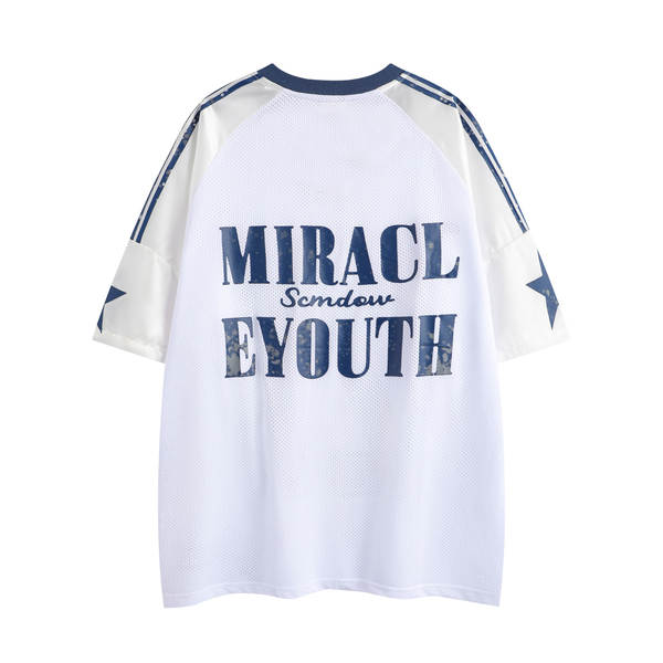 Vestido masculino de verão de 2025 novo modelo de camisa de futebol americana com ombros de camisa esportiva com mangas curtas para homens