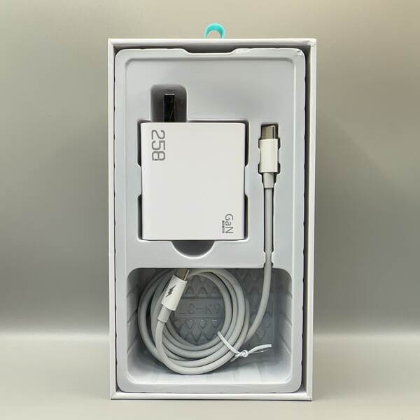 LC-K96T compatível com carregador flash super rápido de 258W com suporte a vários adaptadores de cabeçalho de carregamento para celulares