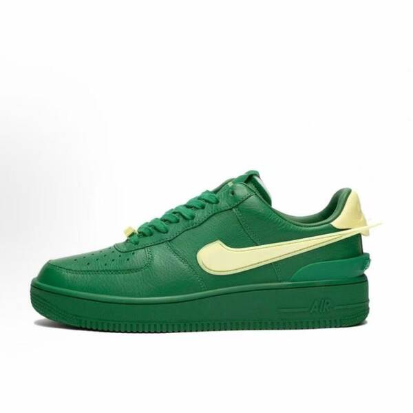 Sapatos de verão da Air Force One, um novo modelo de sapatos de verão.