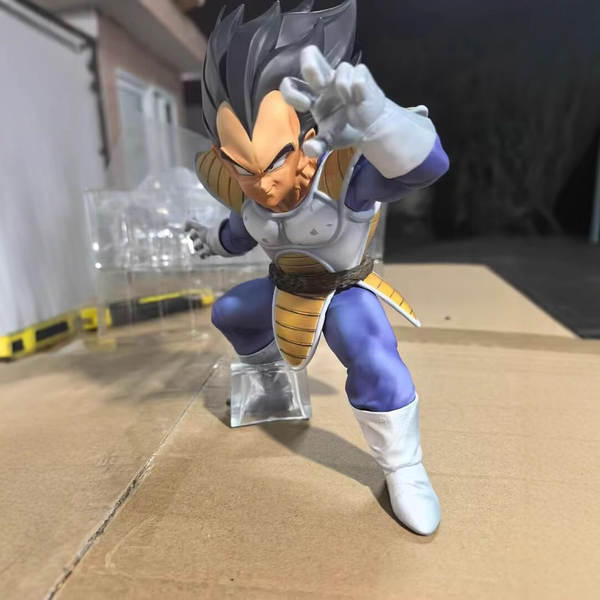 Estatua de Luta Goku e Vegeta