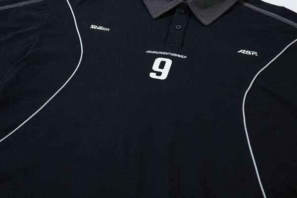Vestido masculino de verão de 2025 novo estilo americano de t-shirt de polo esportivo em linha com mangas curtas de casal