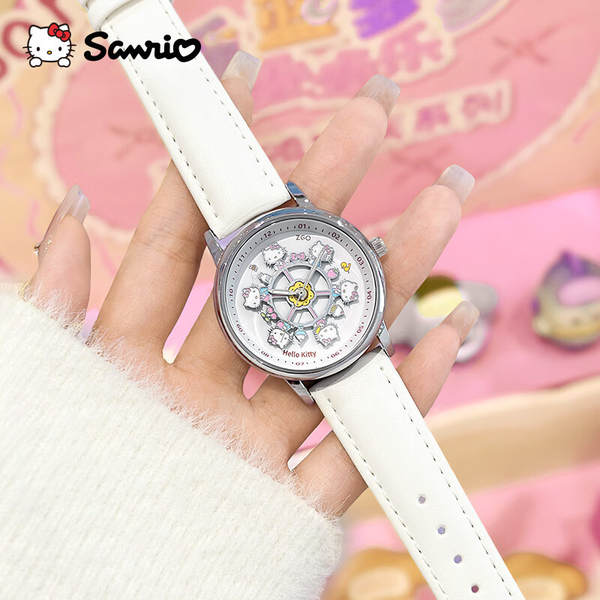 O relógio da senhora é um presente de aniversário Hello Kitty.